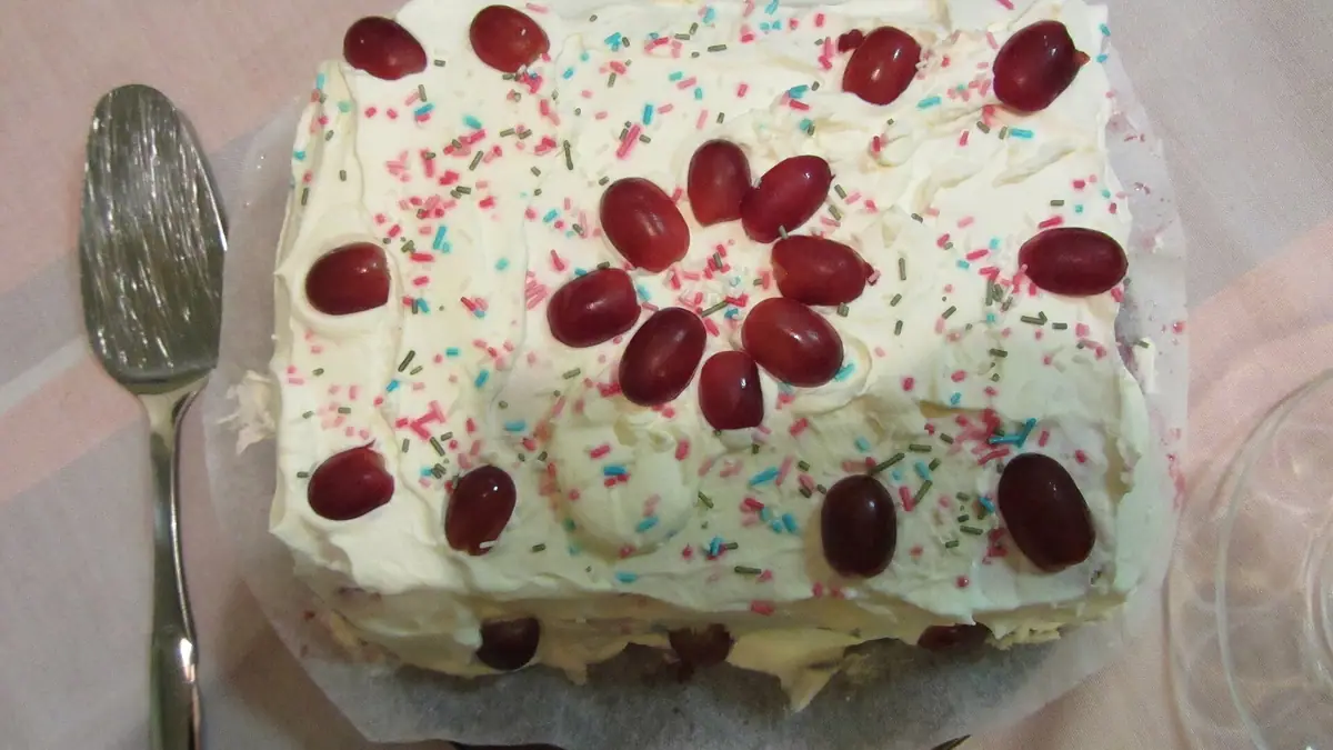 Charli'S Cakes – cake shop in Bangor town centre
